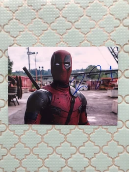 

hand signed Ryan Reynolds Deadpool autographed photo autographs 5*7 062019B