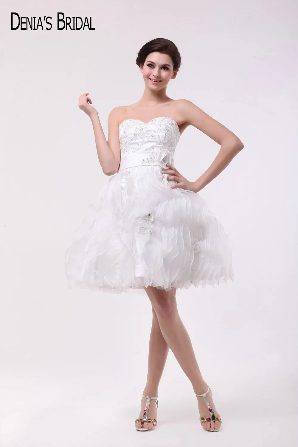 2017 White Cocktail Party Dresses with Strapless Neckline Beaded