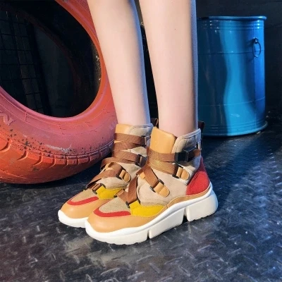

Shoes woman Hip-hop women's flat shoes Korean high-top European station wild student street skateboard real leather luxury