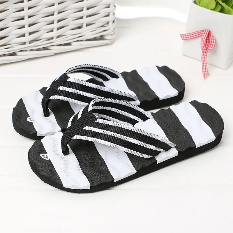 

2019 Summer Men Slippers Flip Flops Outdoor Shoes Beach Sandals Bathing Swimming Leisure Slippers Men Shoes Pantuflas Size 40-45