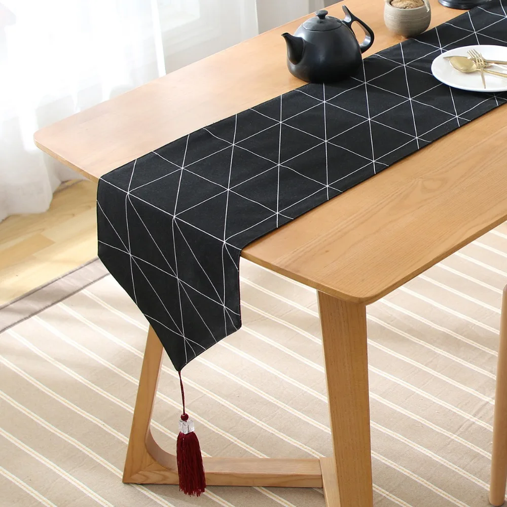

simple pastoral black grid table runner table coffee table mat TV cabinet dust pad home decoration geometric bed runner
