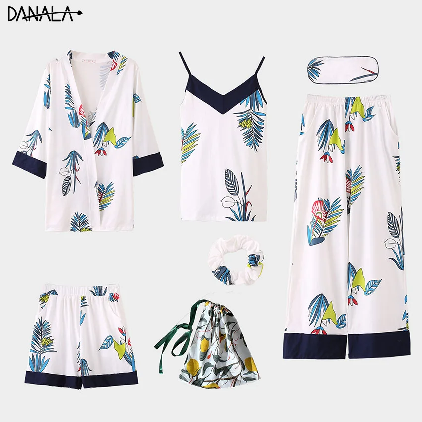 

DANALA Cotton Casual Pajamas Sets For Women Vogue Floral Print Women Nightwear Sets With Shorts Home Suits Summer 2019