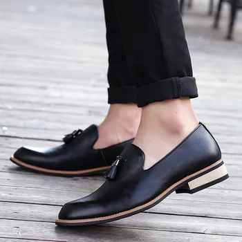 

2019 New Fashion Pointed Toe Business Brogue Shoes Men PU Dress Shoes Casual Soft Rubber Sole Breathable Wedding Shoes