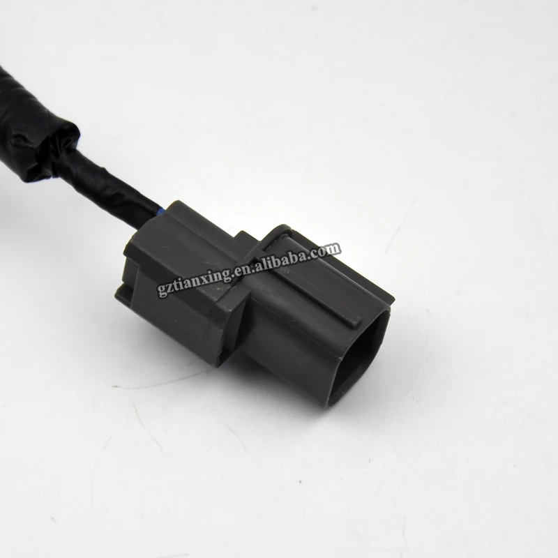 37500-P72-A01 4