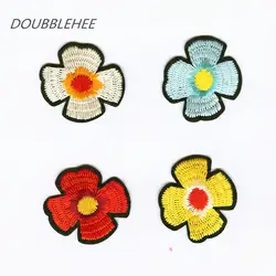 Doublehee 5.2 см * 5.8 см вышитые железа на патчи для DIY ткань кровать отверстия патч классические цветы Дизайн мотив аппликация Знак