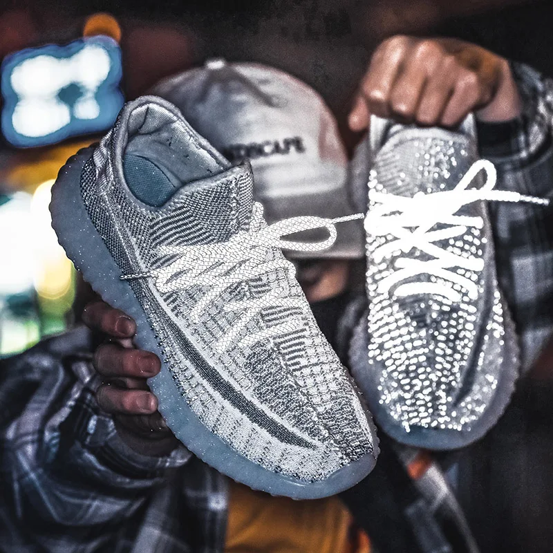 

GOMNEAR Reflective Running Shoes Men Sneakers Light Summer Luminous Shoes Running Outdoor Breathable Mesh Running Shoes Sports