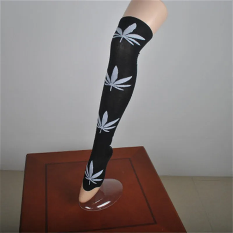 Fashion Women's Stockings Sexy Harajuku Thigh High Socks Woman Weed Print Spandex Long Loose Knee High Socks For Ladies Meias