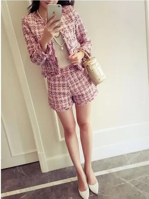 

2019 Tweed 2pcs girl Set Slim Plaid Short Set Fashion Fringed Trim Jacket Coat+Tassels Short teenage girls clothes Suit