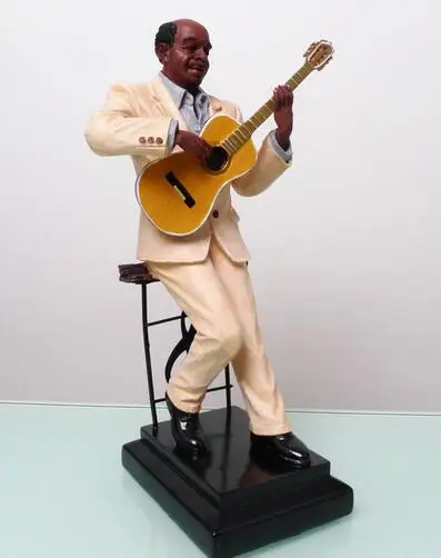 

a wedding decoration Home Furnishing Decor craft gift decoration decoration of American Jazz Bass figure sculpture art cutting