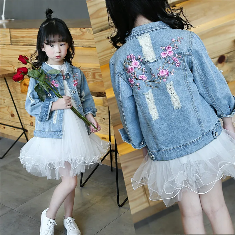 Baby Girls Denim Jackets Floral Embroidery Blue Cute Baby Kids Infantil Girls Coat Peach Blossoms Printing Lapel Jeans Jackets
