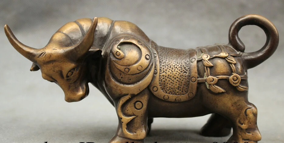 

JP S0114 Folk Chinese Pure Bronze Copper Year Zodiac Wealth JiXiang Ru Yi Bull Ox Statue