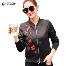 QAZXSW в стиле Харадзюку, с цветочным рисунком куртка с Вышивкой Новые Для женщин контраст Цвет цветочный Курточка бомбер пальто летчиков, черная верхняя одежда YX8812