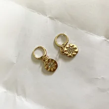 WTLTC маленькая Северная Звезда монета Huggies Серьги-кольца для женщин Висячие CZ Звездные обручи серьги Изящные блестящие серьги ювелирные изделия