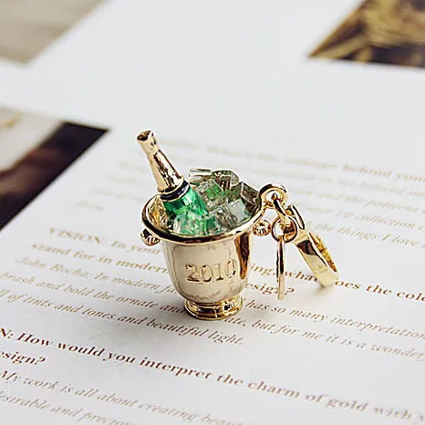 

New Beer Champagne bucket Charm On a Handbag Pendant For Women Jewelry key chains