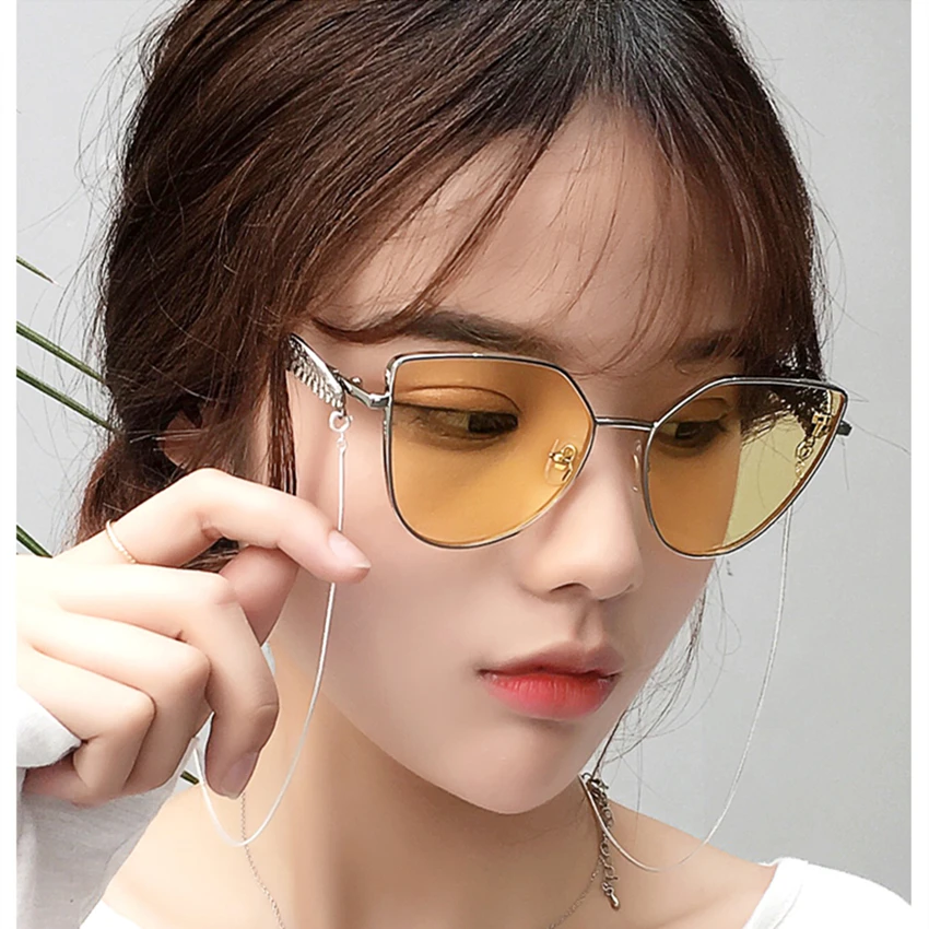 Neue Sonne yellow Mit Titan Frauen Cat Halskette pink Flügel Und Eye transparent 2019 Grey Mode Kabel blue Sommer Kette Brille Halter Sonnenbrille Männlichen Gläser dw4xnB7