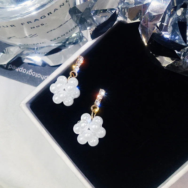 

Shiny Side New Women's Fashion Brand Jewelry Pearl Beads Stud Earrings for Women Gift Simple Crystal Earrings