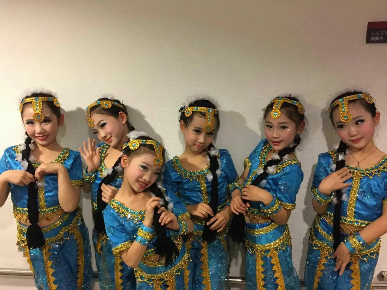 Индийская Одежда для девочек, болливудские танцевальные костюмы, Восточные Танцевальные Костюмы для детей, египетская племенная одежда, костюмы для танца живота