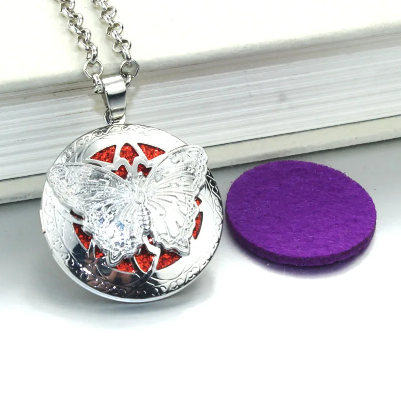 

Butterfly Aroma Diffuser Open Antique Lockets Pendant Perfume Essential Oil Aromatherapy Locket Necklace With Pads 030418