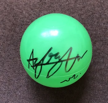 

hand signed NCT 127 Lee Tae Yong autographed concert ball limited