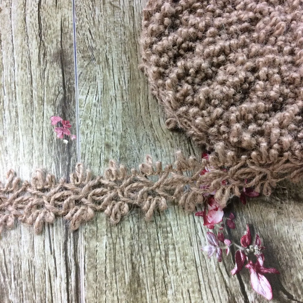hessian roll (1)