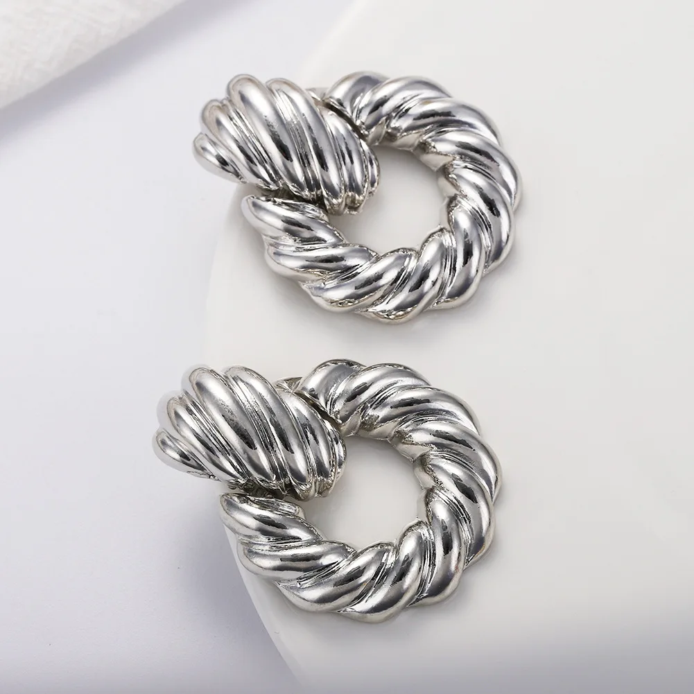OEM Alloy Earring Womens Round Rattan Costume Jewelry Earrings For Girls