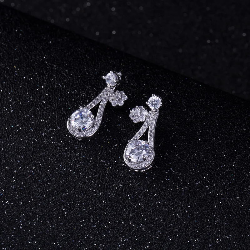 

Luxury Water studs Earring with AAA+ Sparkling Pear Cut Cubic Zirconia Trendy Brand Wedding Earrings
