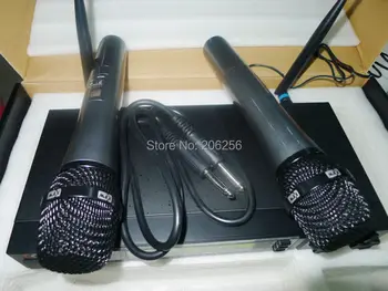 

High Quality 700-850MHz UHF Wireless Microphone System DJ & Karaoke 2 Handheld microphone Transmitter consumer electronics U8200