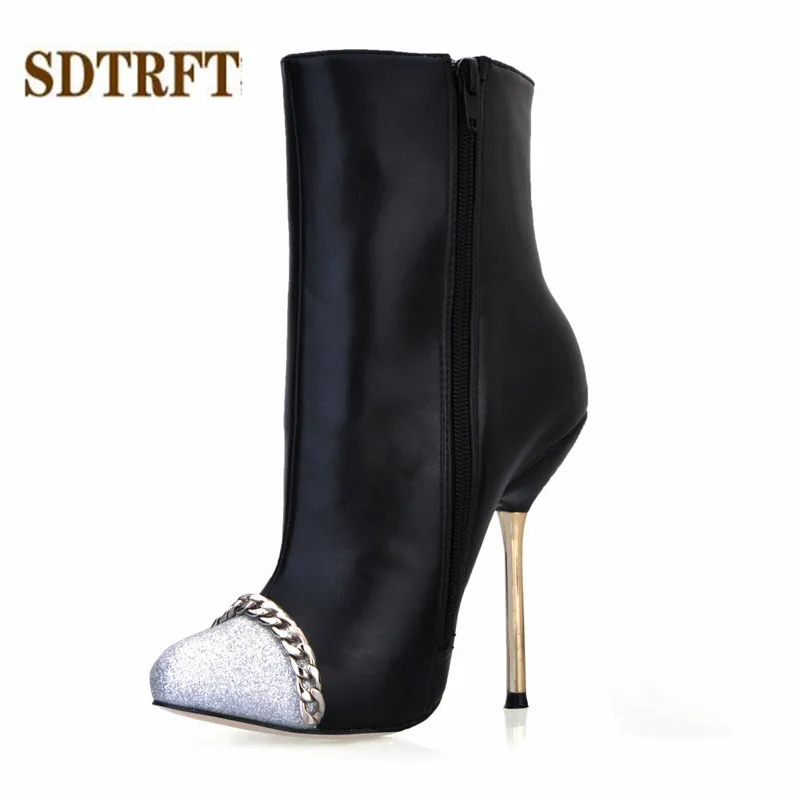 round toe heeled ankle boots