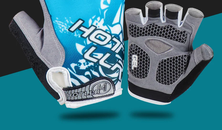 Sports Gloves (2)