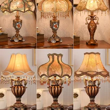 Спальня прикроватная лампа Европейский ретро творческий Nordic Роскошные Американский украшения исследование жизни украшения для комнаты настольная