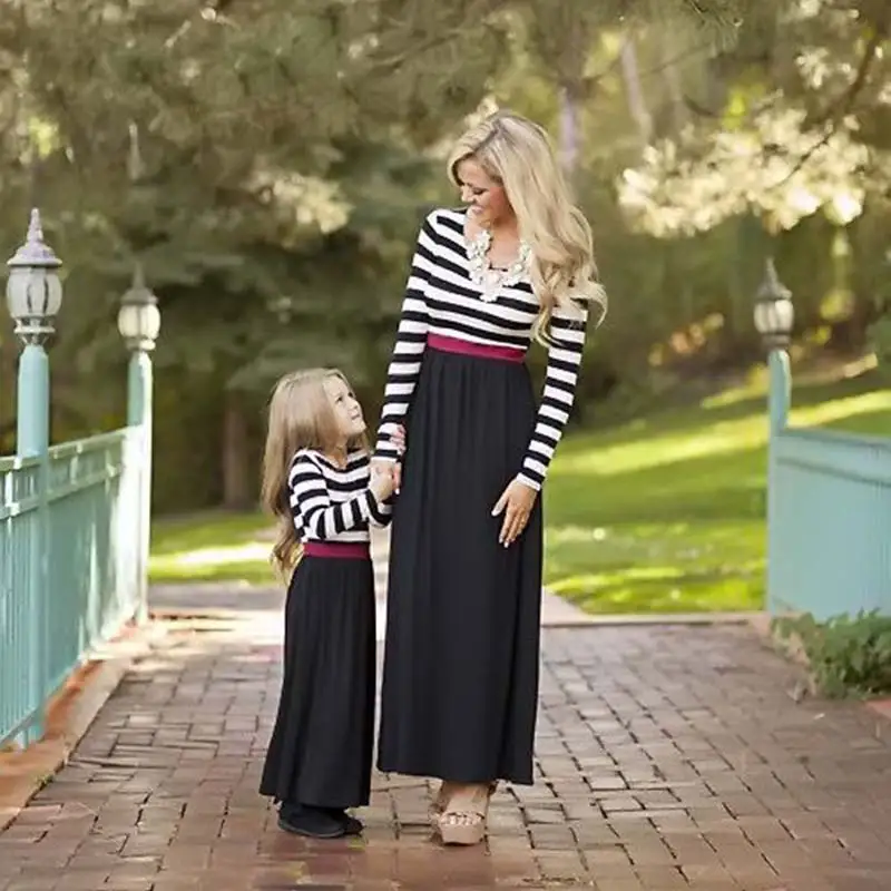 Mother-and-Daughter-Dresses-Family-Matching-Clothes-Striped-Patchwork-Cotton-Vestidos-New-Outfits-Kids-Girl-Fashion-Party-Dress-(3)