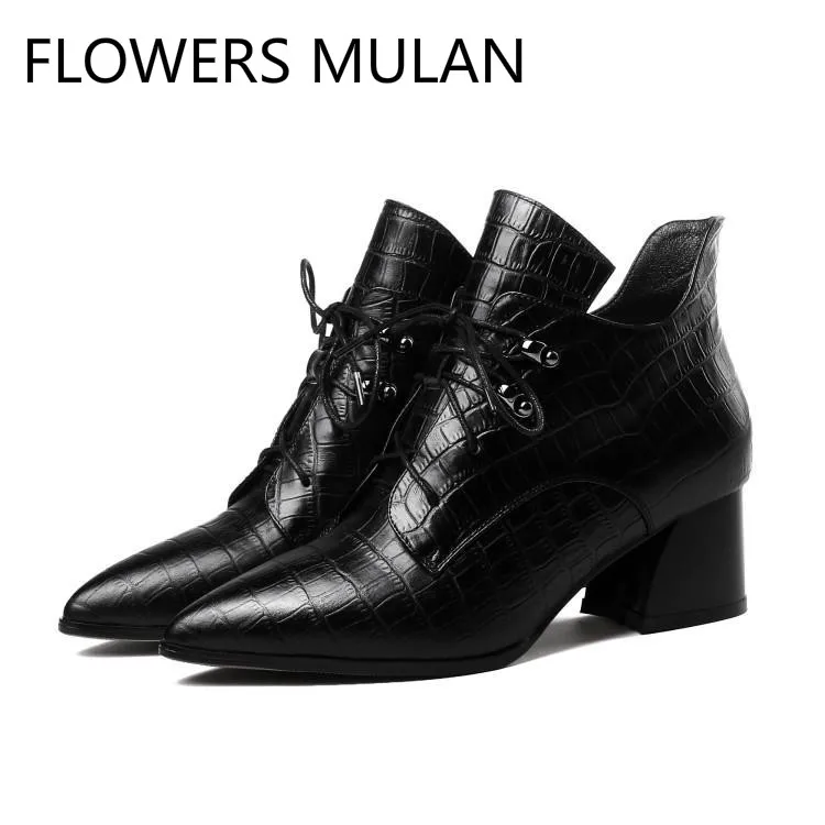 

Luxury Black Crocodile Pattern Real Leather Winter Ankle Boots For Women Chic Pointed Toe Cross Tied Lace Up Ladies Booties Shoe