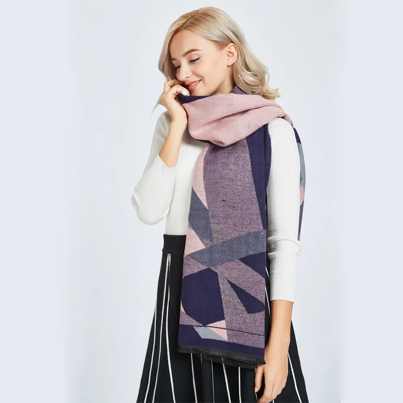

Christmas 2018 Winter Triangle Scarf For Women Brand Designer Shawl Cashmere Plaid Scarves Blanket Wholesale Women Girl Scarf