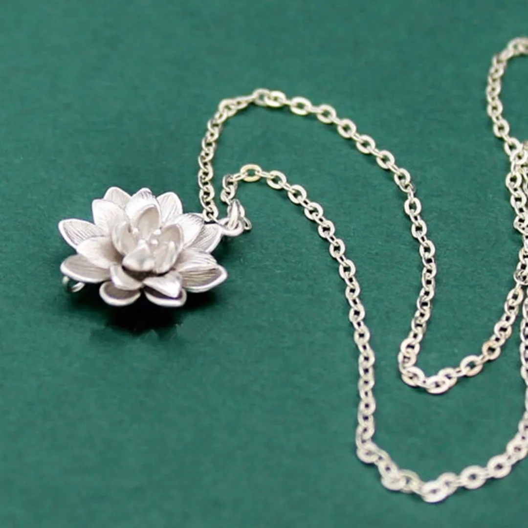 Chic Ladies Lotus Flower Pendant Necklace Boho Women Sexy Neck Jewelry Accessories Shellhard Silver Color Collare Necklaces