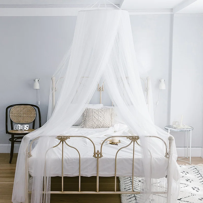 white mosquito netting
