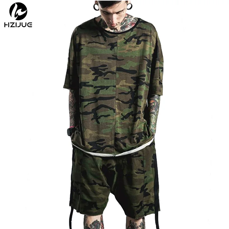 

HZIJUE 2017 New Camouflage Bat Short Sleeve O-Neck Men's T-Shirts Kanye Cotton t shirt Justin Streetwear Homme Brand Clothing