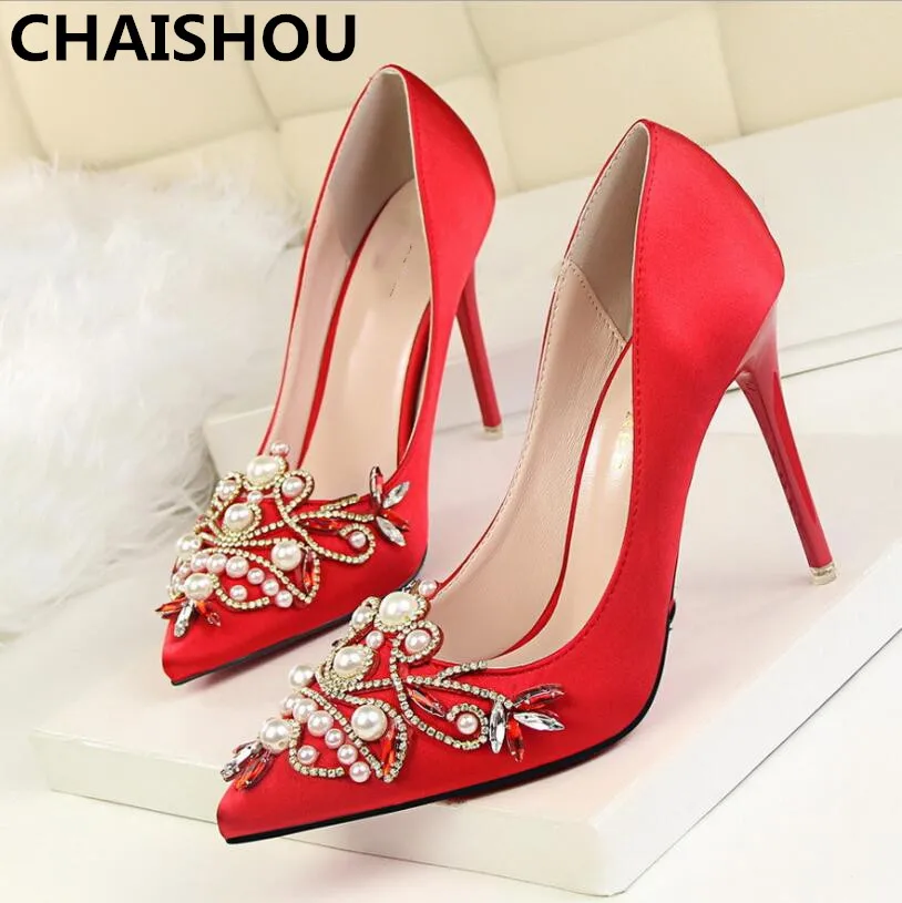 

CHAISHOU New Fashion Women Pumps Rhinestone High Heels Shoes Women Toe Crystal Pearl Party Shoes Sexy Wedding Shoes F-160