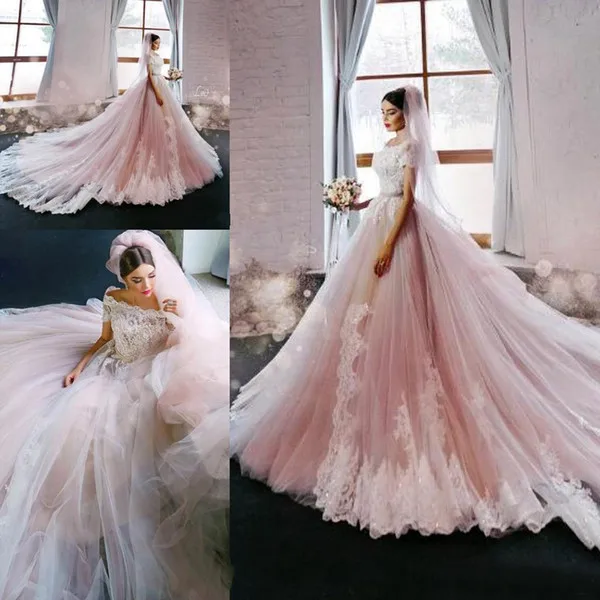 2018 Blush Pink Wedding Dresses Princess Off Shoulder Short Sleeves Lace Appliqued Chapel Train Bridal Gowns Custom Made China EN102514