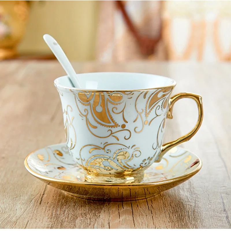 XING KILO Coffee cups Colorful gold ceramic cups Couple models Gold high-grade coffee cups and saucers Tea cups and spoons XING KILO Coffee cups Colorful gold ceramic cups Couple models Gold high-grade coffee cups and saucers Tea cups and spoons