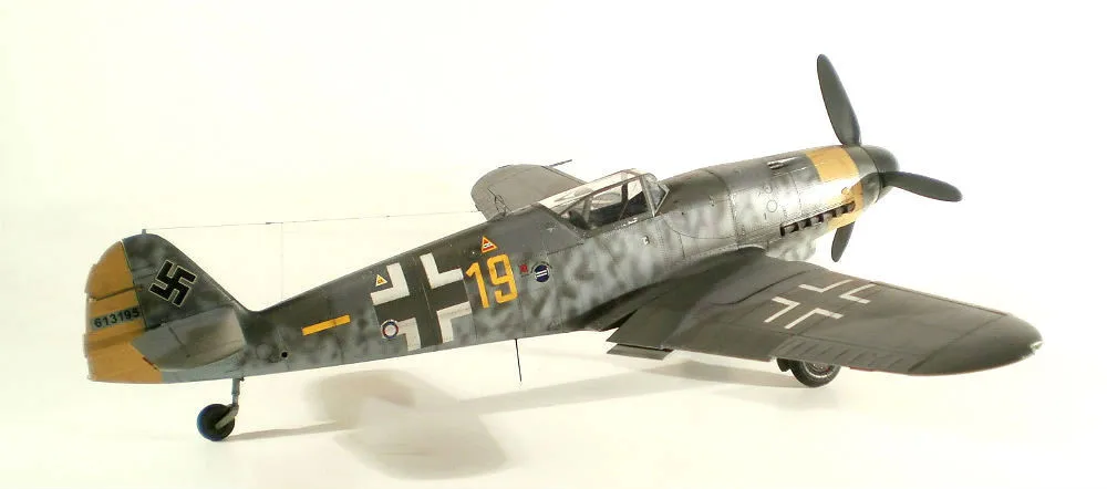 Модель Trumpeter 02298 1/32 Messerschmitt Bf 109G-10 комплект пластиковых моделей