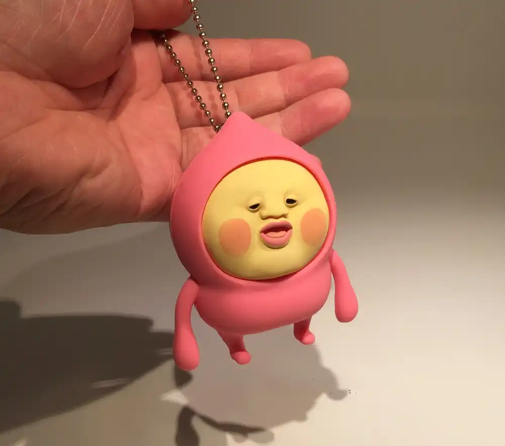 Japão dos desenhos animados saco de pêssego feio pingente bonito decoração anime acessório dos desenhos animados adorável presente novidade brinquedo