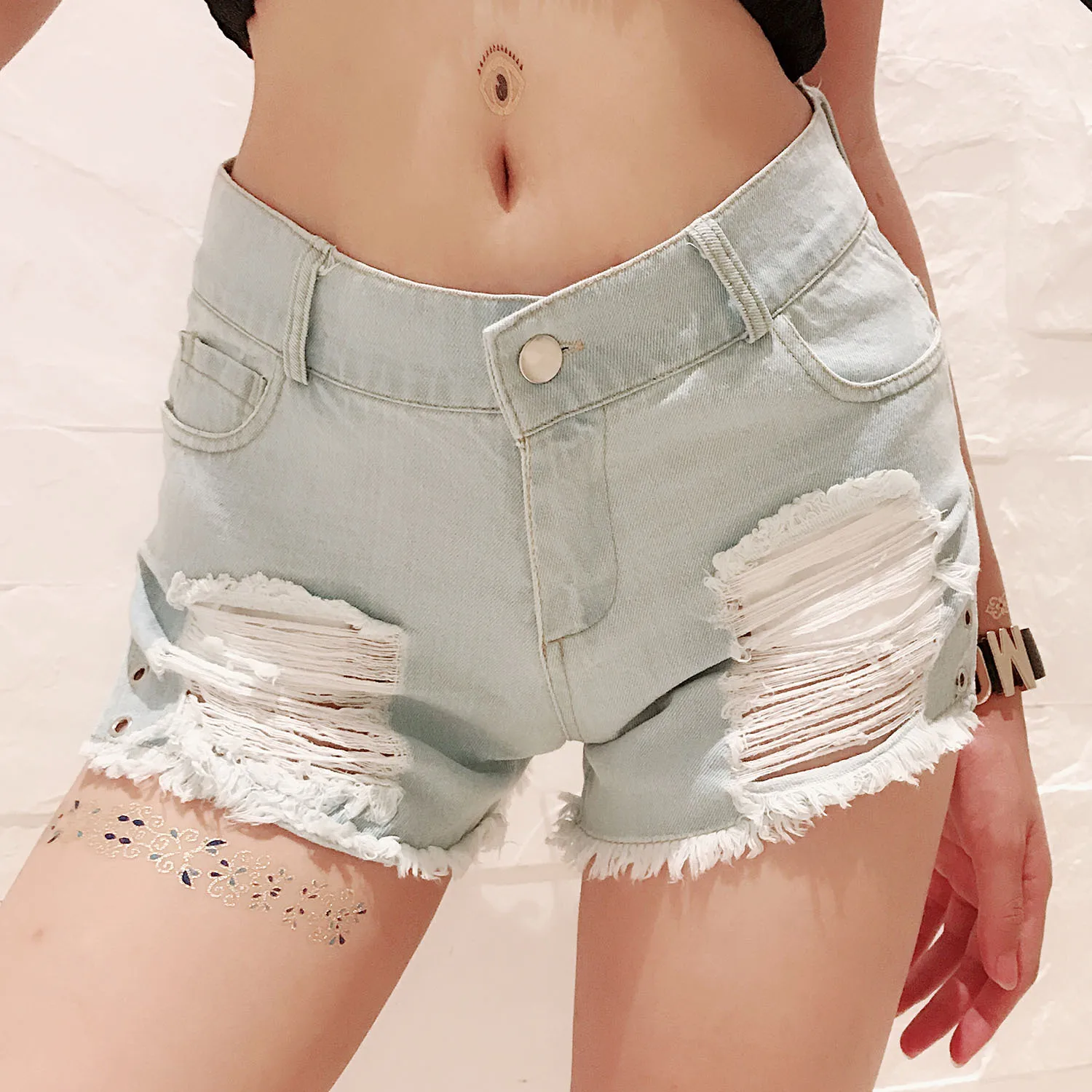 Sexy Ripped Hole Booty Shorts Women High Waist Fringe Jean Shorts Summer Girl Cute Shorts Nightclub Party Hotpants Sexy Ripped Hole Booty Shorts Women High Waist Fringe Jean Shorts Summer Girl Cute Shorts Nightclub Party Hotpants