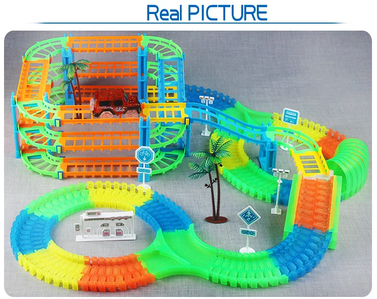 Новый 2in1 волшебный железной дороги Гибкая дорога автомобильный набор освещения гоночный автомобиль светятся в темноте трек Игрушечная