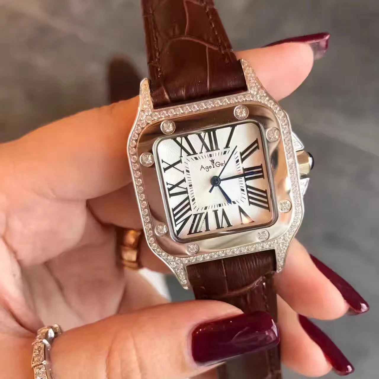 

Luxury Brand New Black Red Leather Women Stainless Steel Japanese Quartz Sapphire Silver Diamond Gold White Sport Watches AAA+