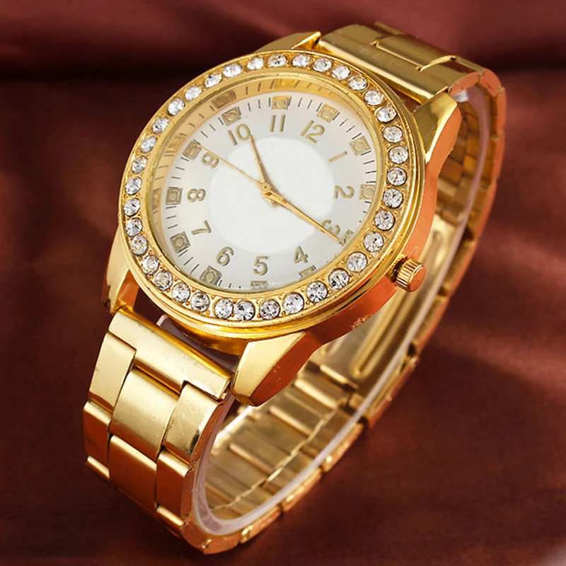 Fashion New pattern Quartz watch Silica Gel Strap Inlaid drill Glittering Golden diamond 2019 Fashion New pattern Quartz watch Silica Gel Strap Inlaid drill Glittering Golden diamond 2019