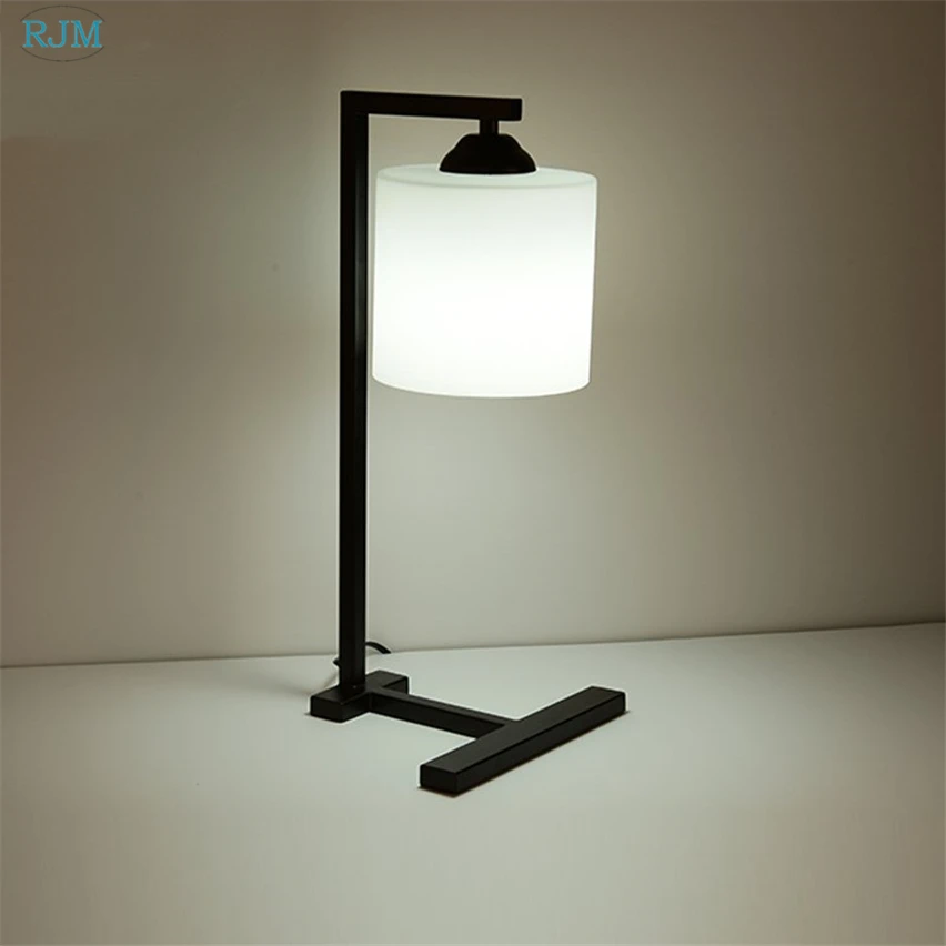 

American Vintage Iron Table Lamps Creative Simple Style Desk Lights for Living Room Bedroom Bedside Lighting Fixtures Decor