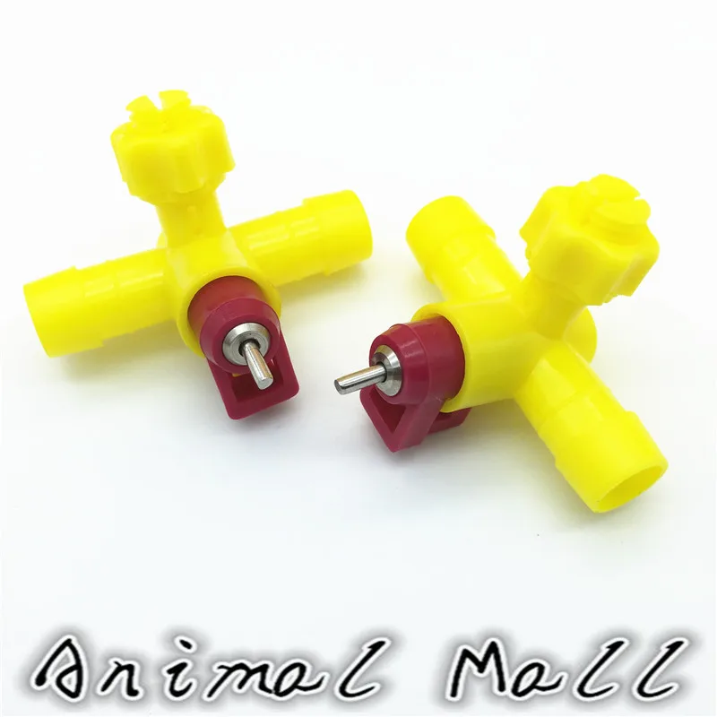 

10 PCS Yellow Tee drinking Ball drinking Chicken Waterer 14.5cm Tee 360 degrees Chicken Cages Accessories Quail Waterer