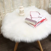 Super Soft Area Rug Artificial Sheepskin Area Rug Dia. 40cm Fluffy Carpet Super Soft Seat Cushion for Home Living Room Hotel