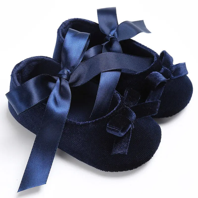Нескользящие Детские ботиночки для новорожденных и малышей для девочек на мягкой подошве, шелковая Тканевая обувь для кроватки, Walkers0-18M для малышей - Цвет: Синий