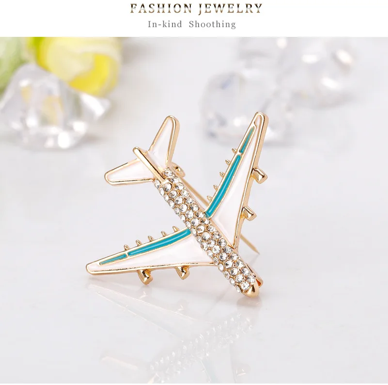 SexeMara Cute Airplane Brooch Pins Enamel Plane Luxury Brand Rhinestone Brooches For Women Men Costumes Aircraft Brooch Jewelry